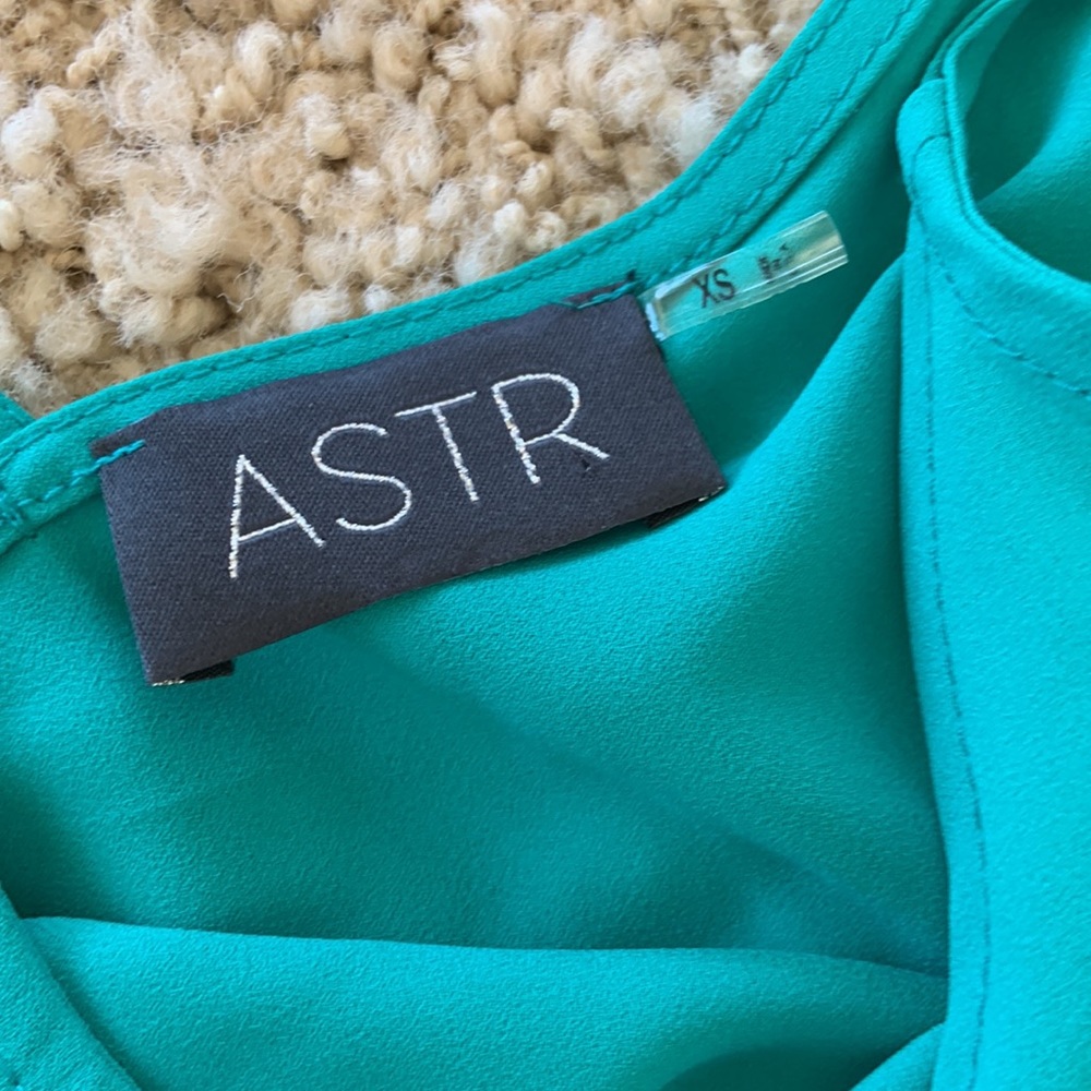 ASTR Top - Picture 3 of 3